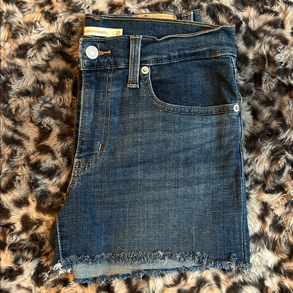 Levi Strauss jean shorts size 27 new never worn  never washed - Picture 8 of 13